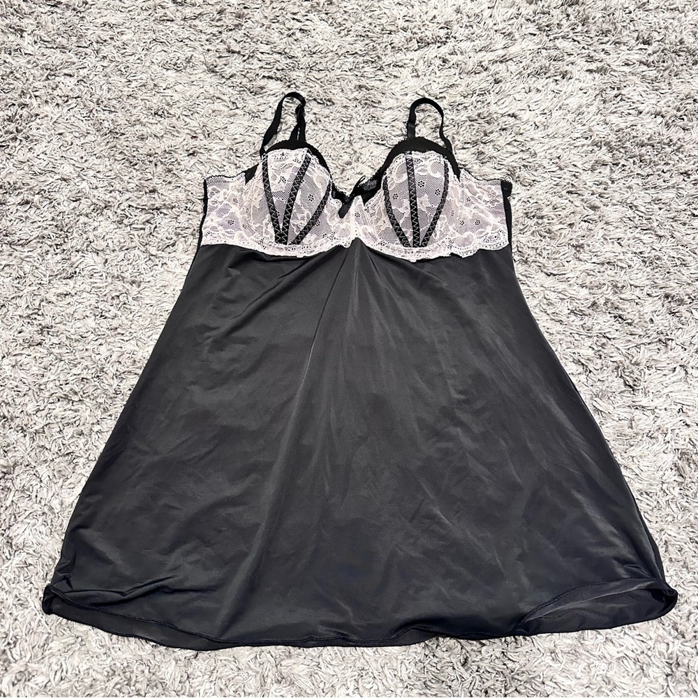 Sophie B. Elegant Black Chemise with Delicate White Lace
